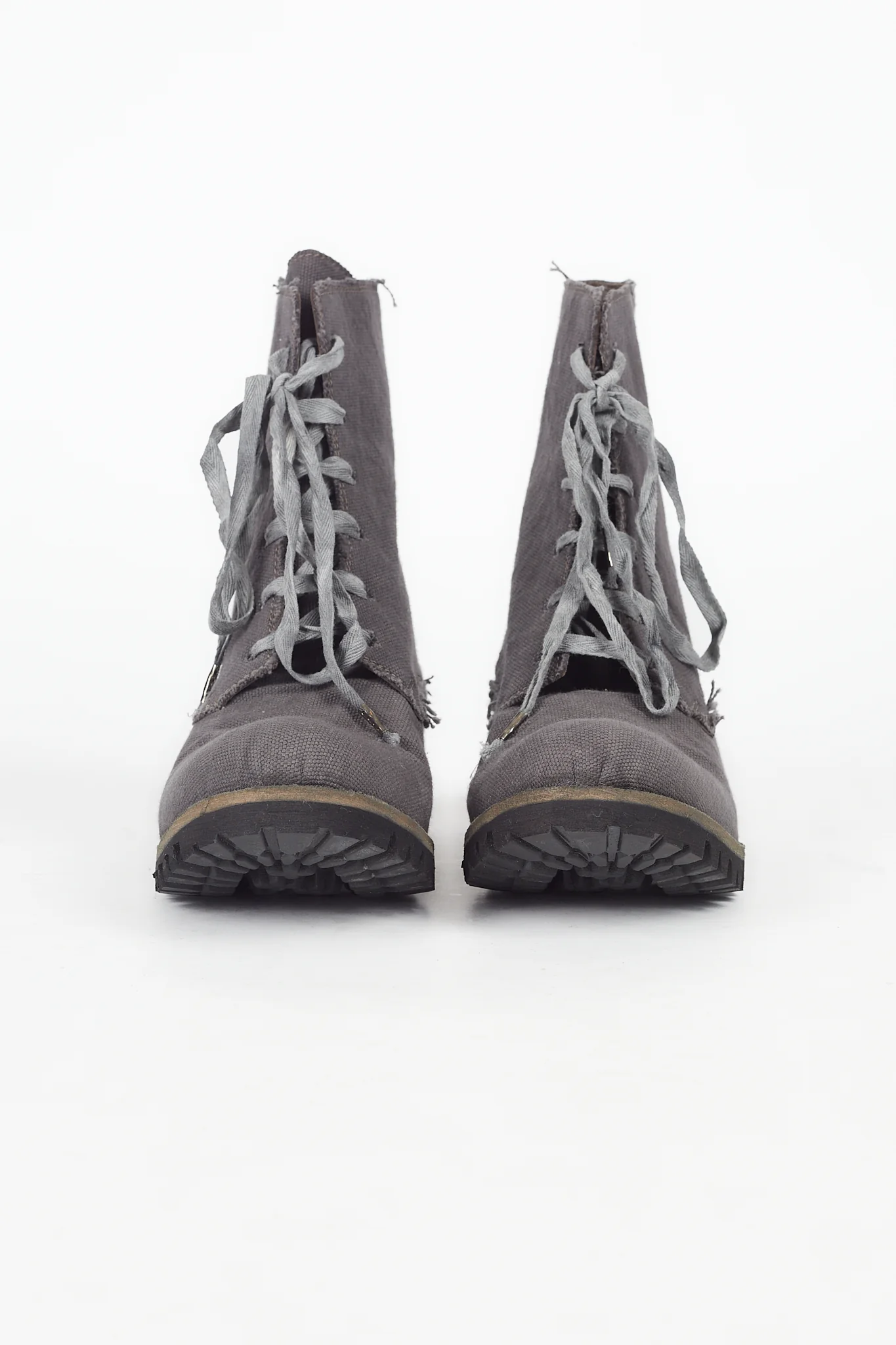 6 Hole Canvas Lace Boot - Image 3