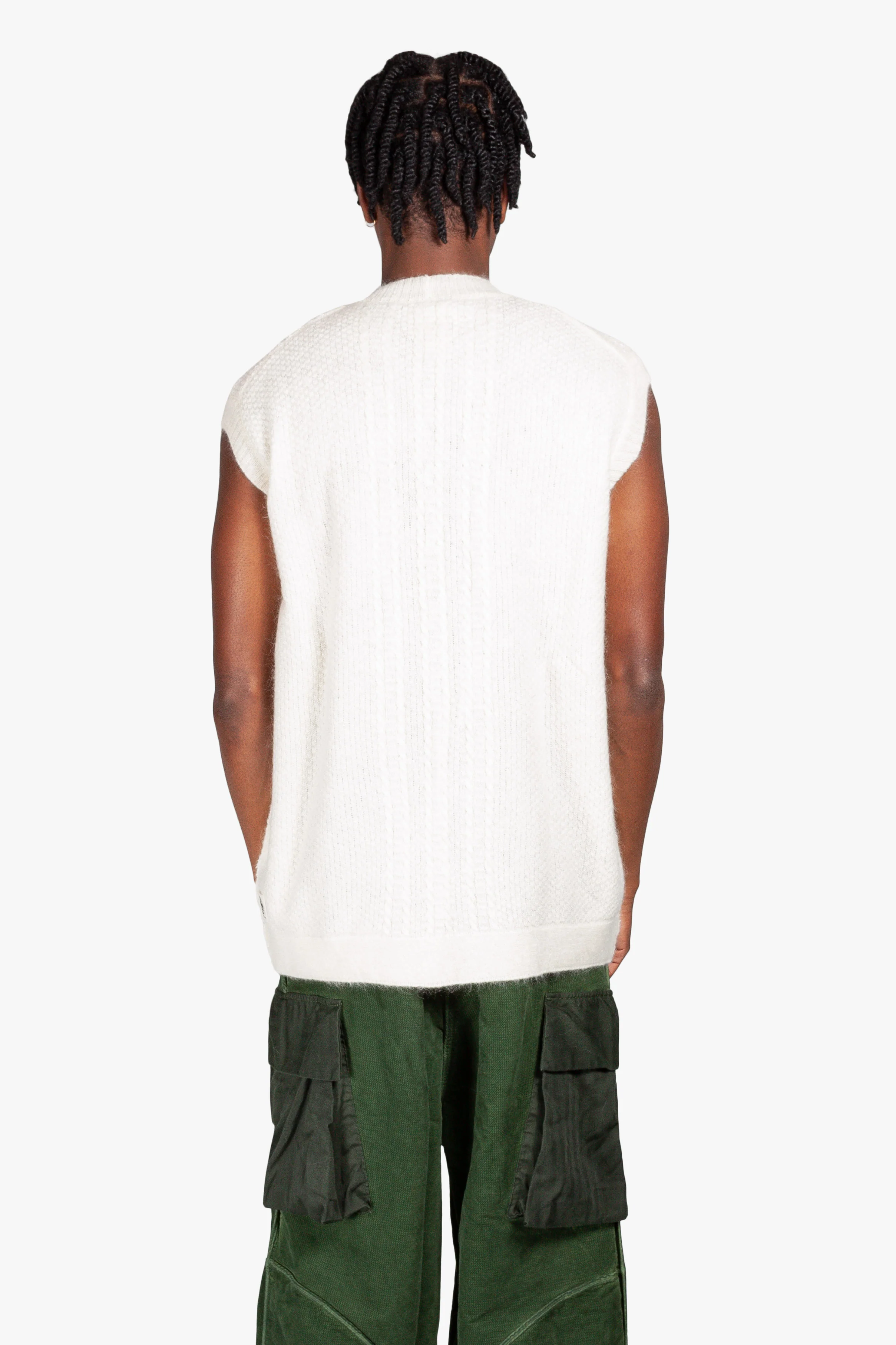 Sleeveless Sweater - Image 4