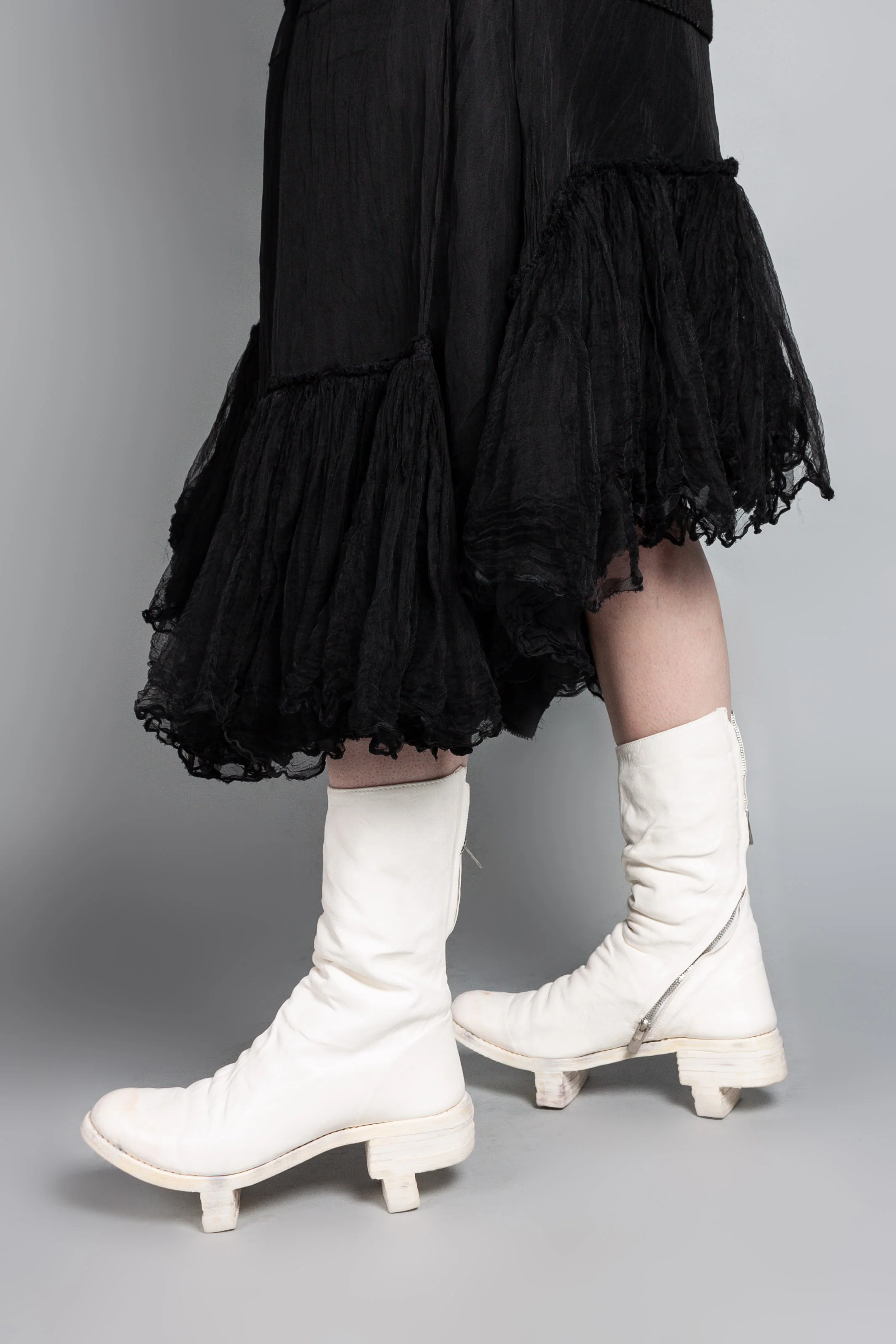 Object Dyed No Seam Diagonal Zip Geta Boot - Image 7