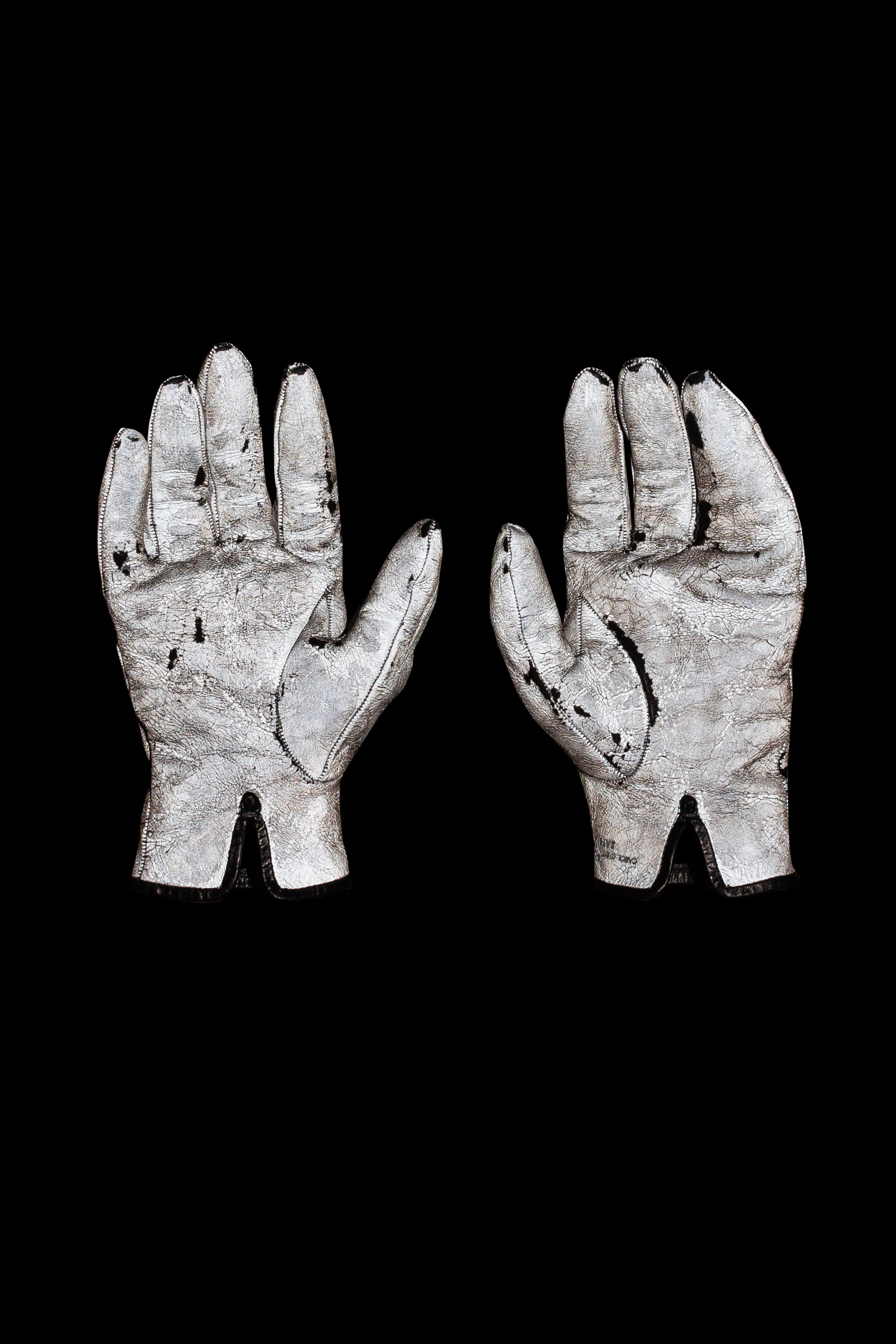 Object Dyed Xposed 9 Finger Hands - Image 3