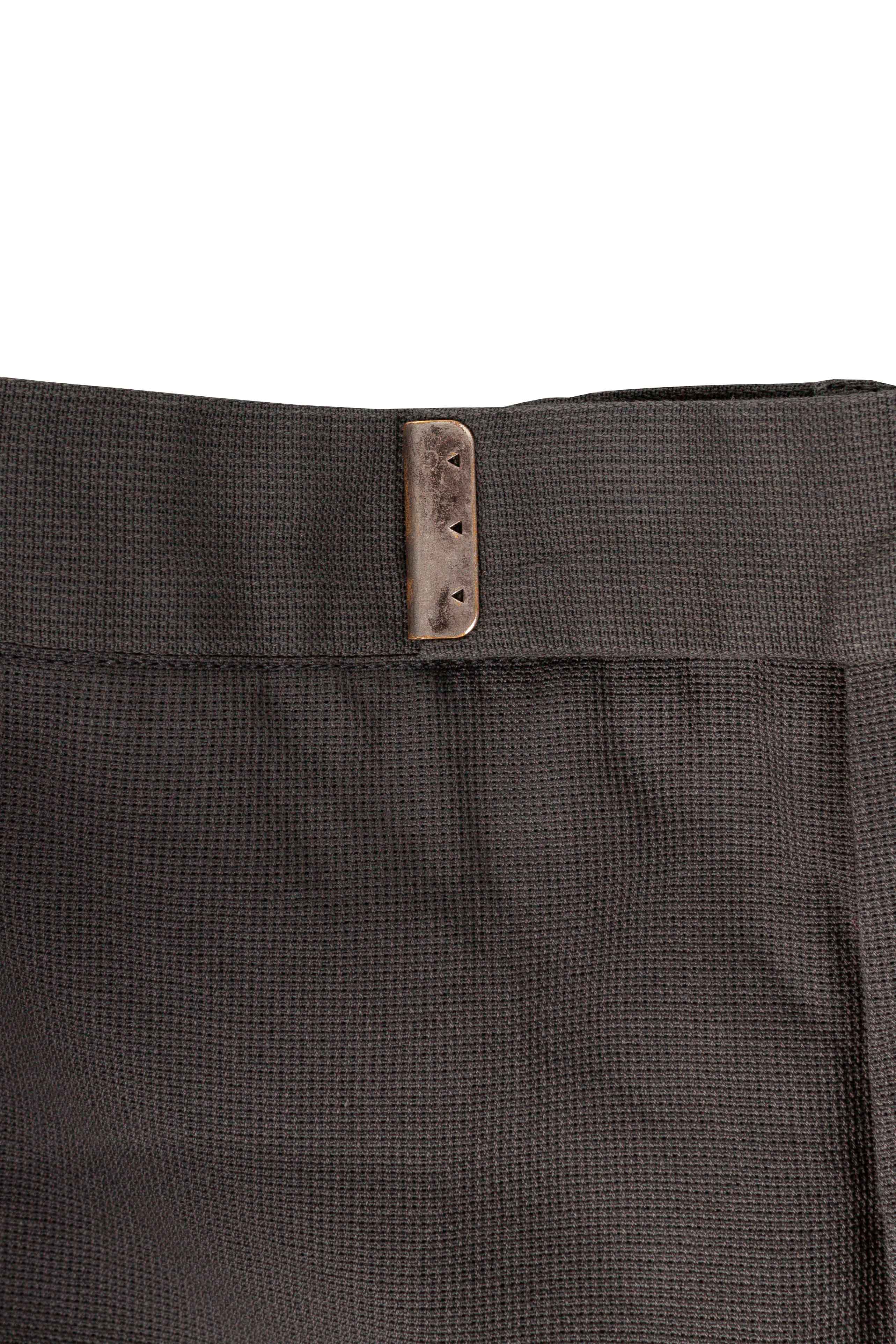 Stirred Chain Seam Long Crotch Knee Trousers - Image 4