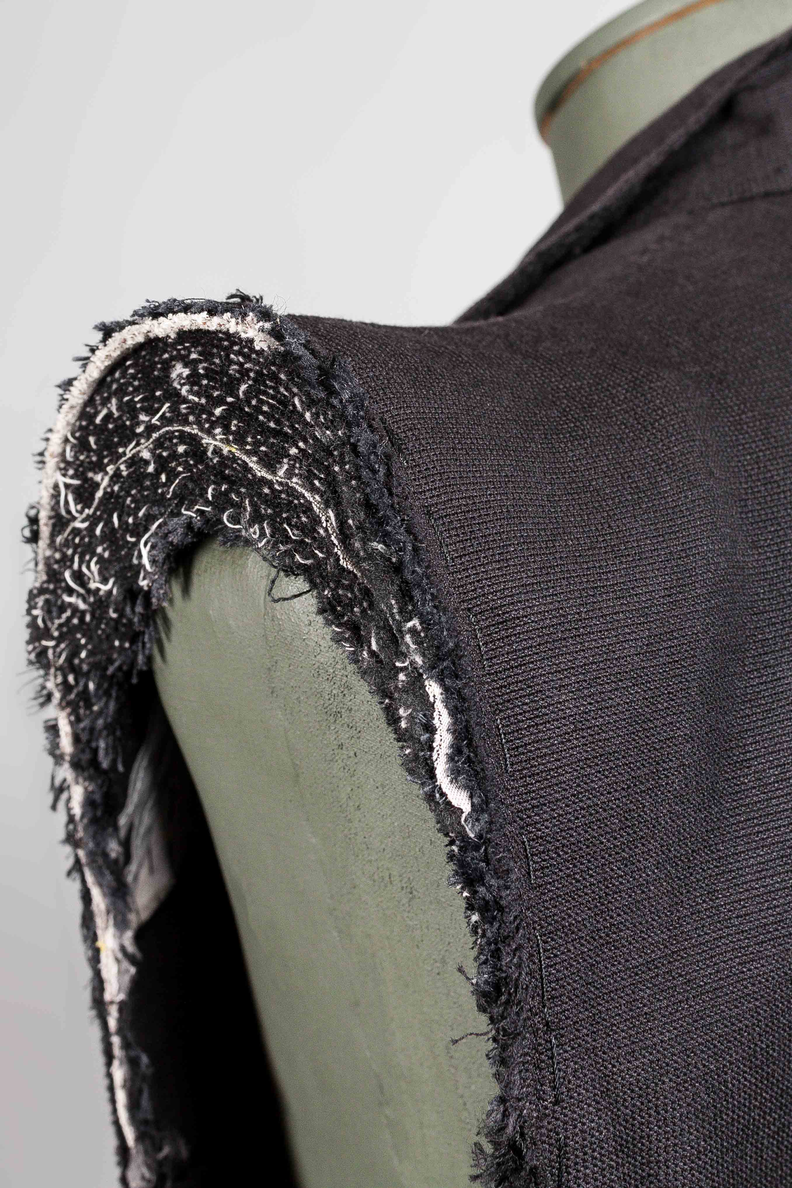 Stirred Unsleeved Unlined Chain Seam 1 Button Jacket - Image 5